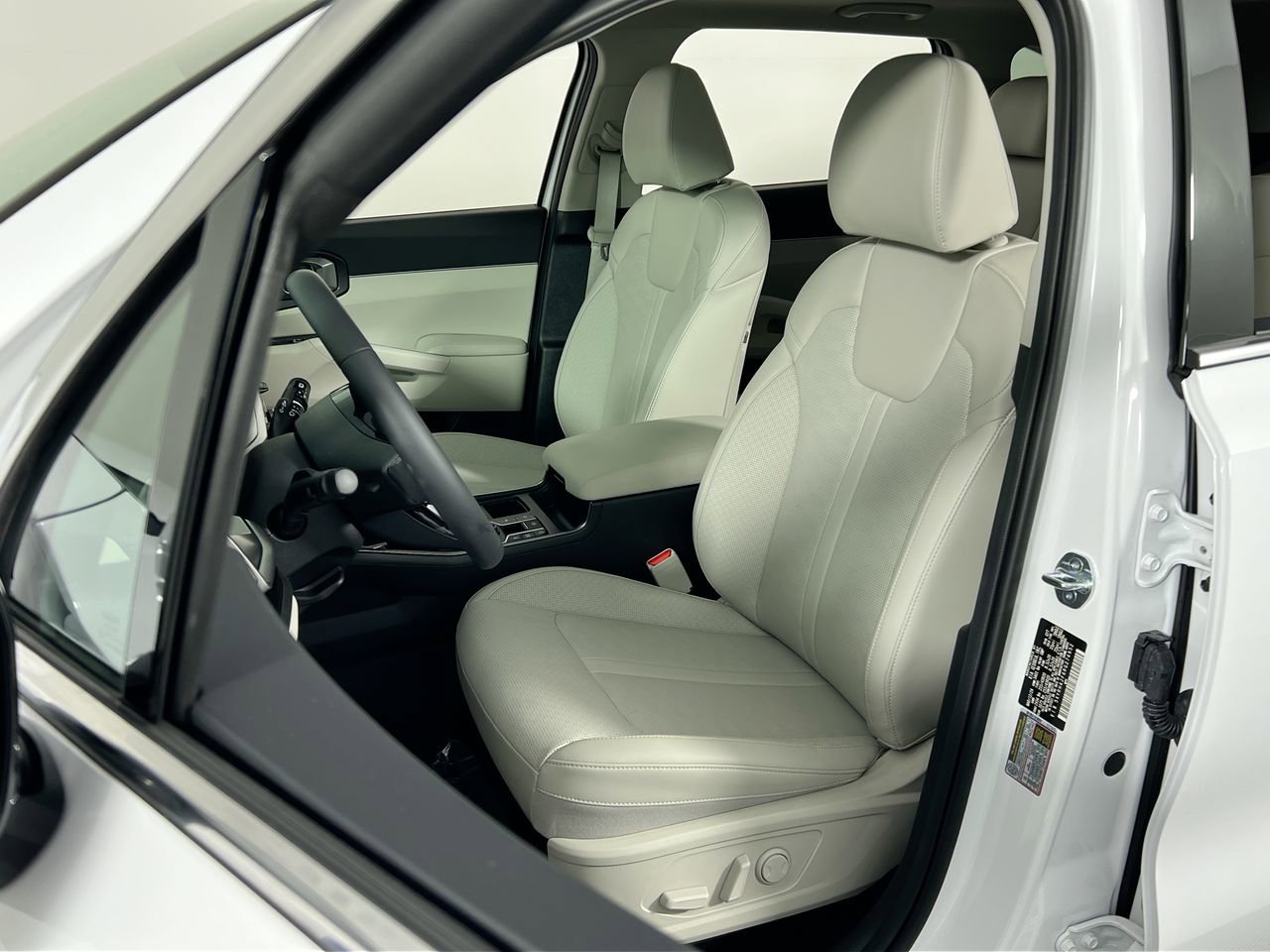 New 2026 Kia Sorento EX w/ EX Premium Package FWD image 14