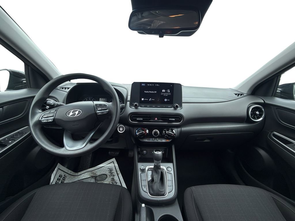 Used 2023 Hyundai Kona SEL image 16
