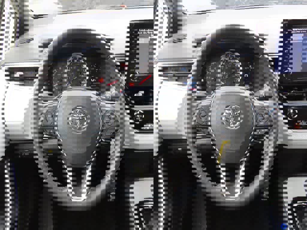 Used 2021 Toyota Corolla SE w/ Carpet Mat Package (TMS) image 18