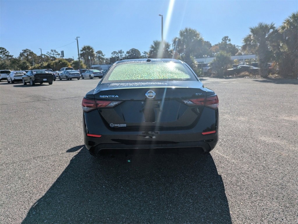 Used 2023 Nissan Sentra SV image 4