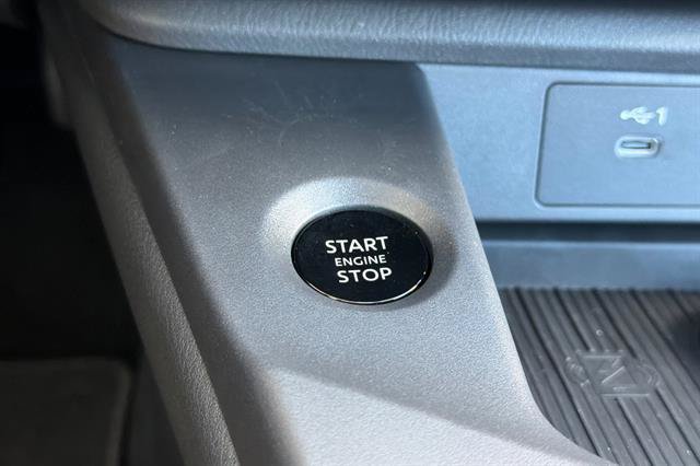 New 2027 Nissan Sentra SR w/ Floor Mat Package FWD image 23