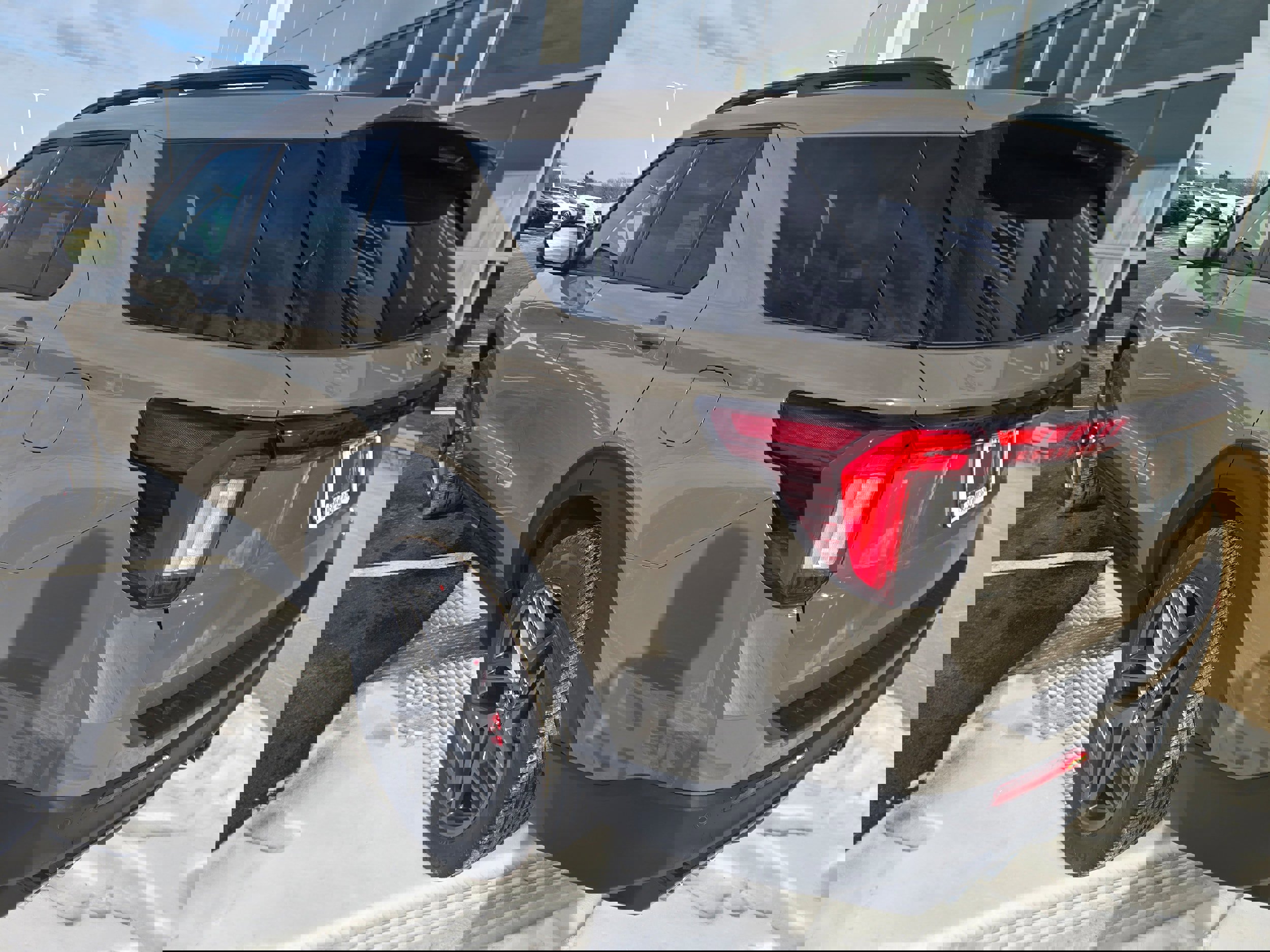 New 2026 Ford Explorer ST w/ Sun And Sound Package image 11