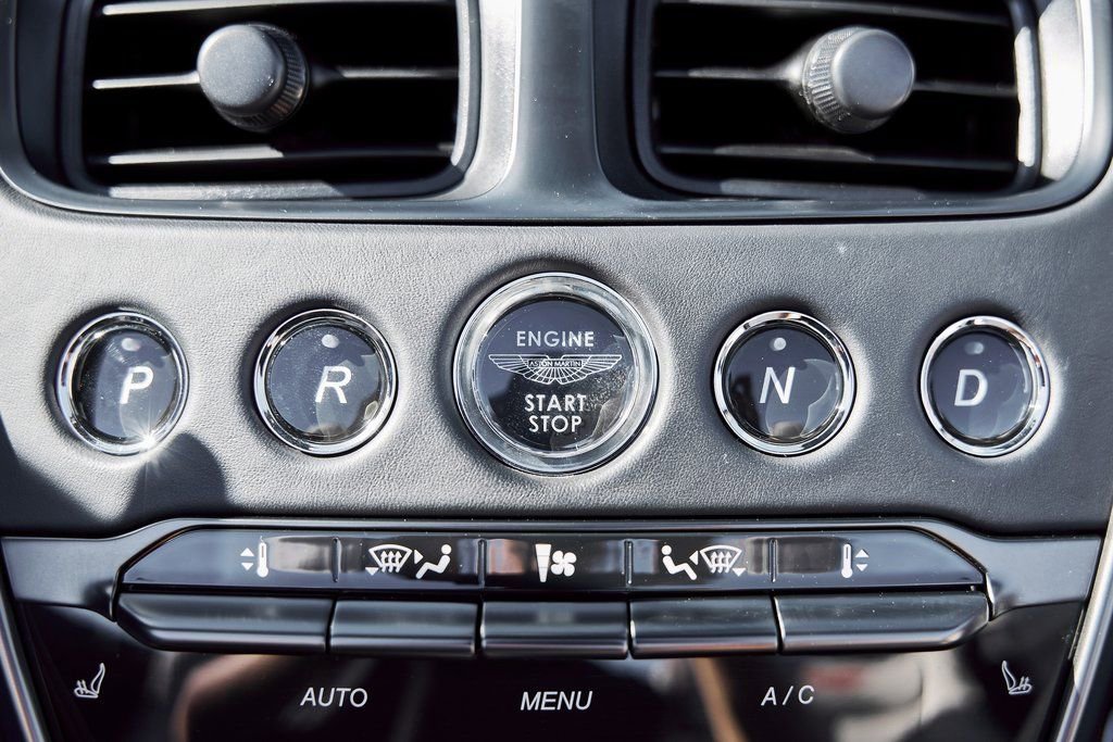 Used 2023 Aston Martin DBS Superleggera Volante RWD image 63