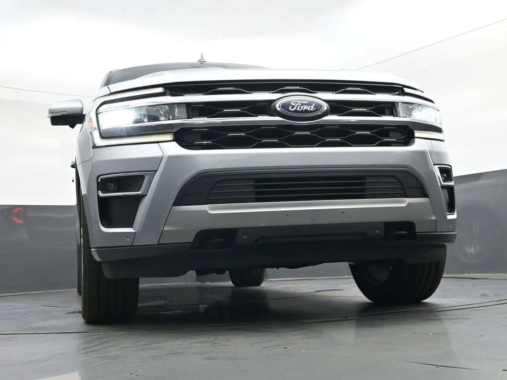 Used 2023 Ford Expedition Max Limited AWD/4WD image 48