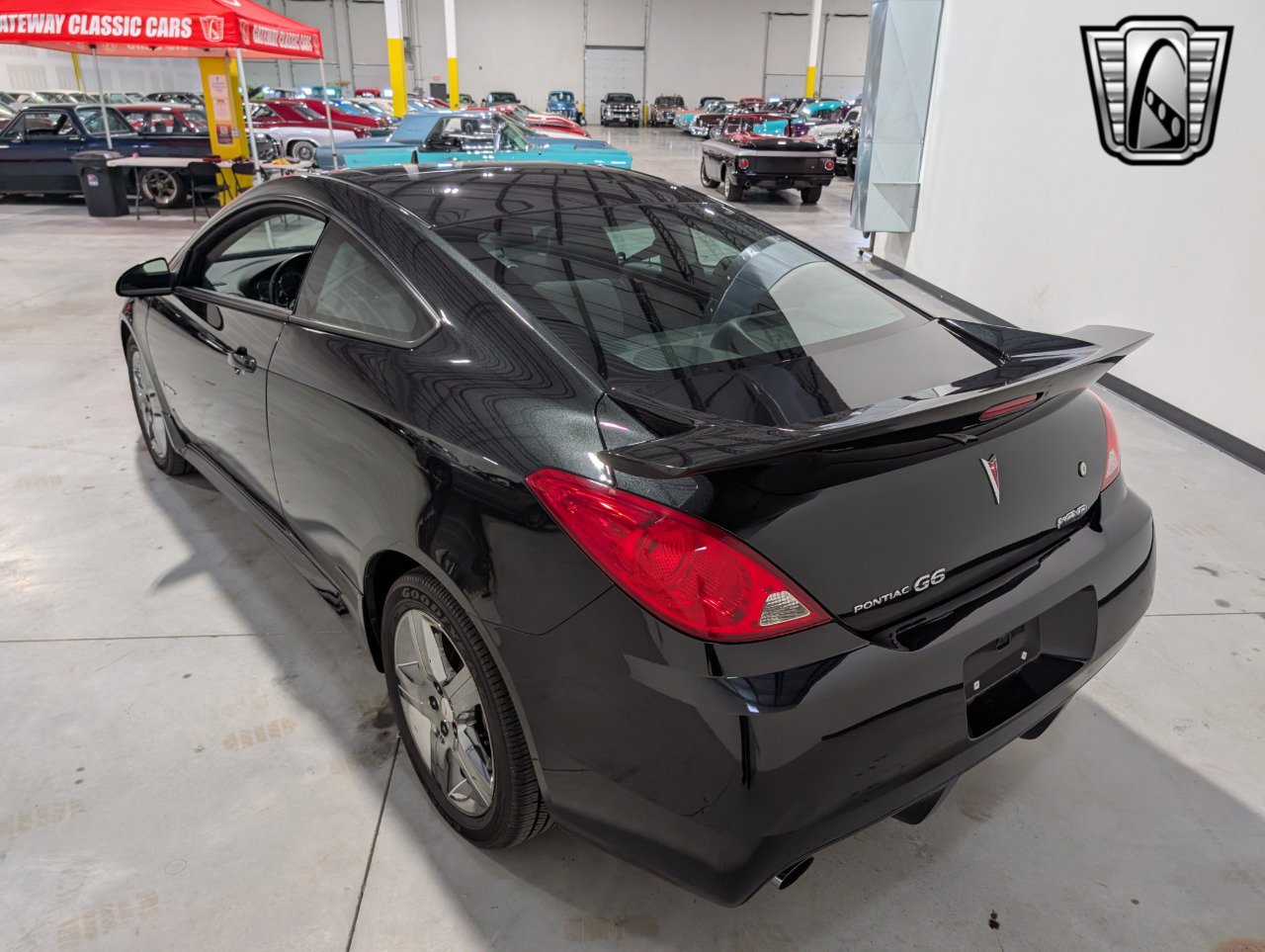 Used 2009 Pontiac G6 GXP w/ Sun And Sound Package image 4