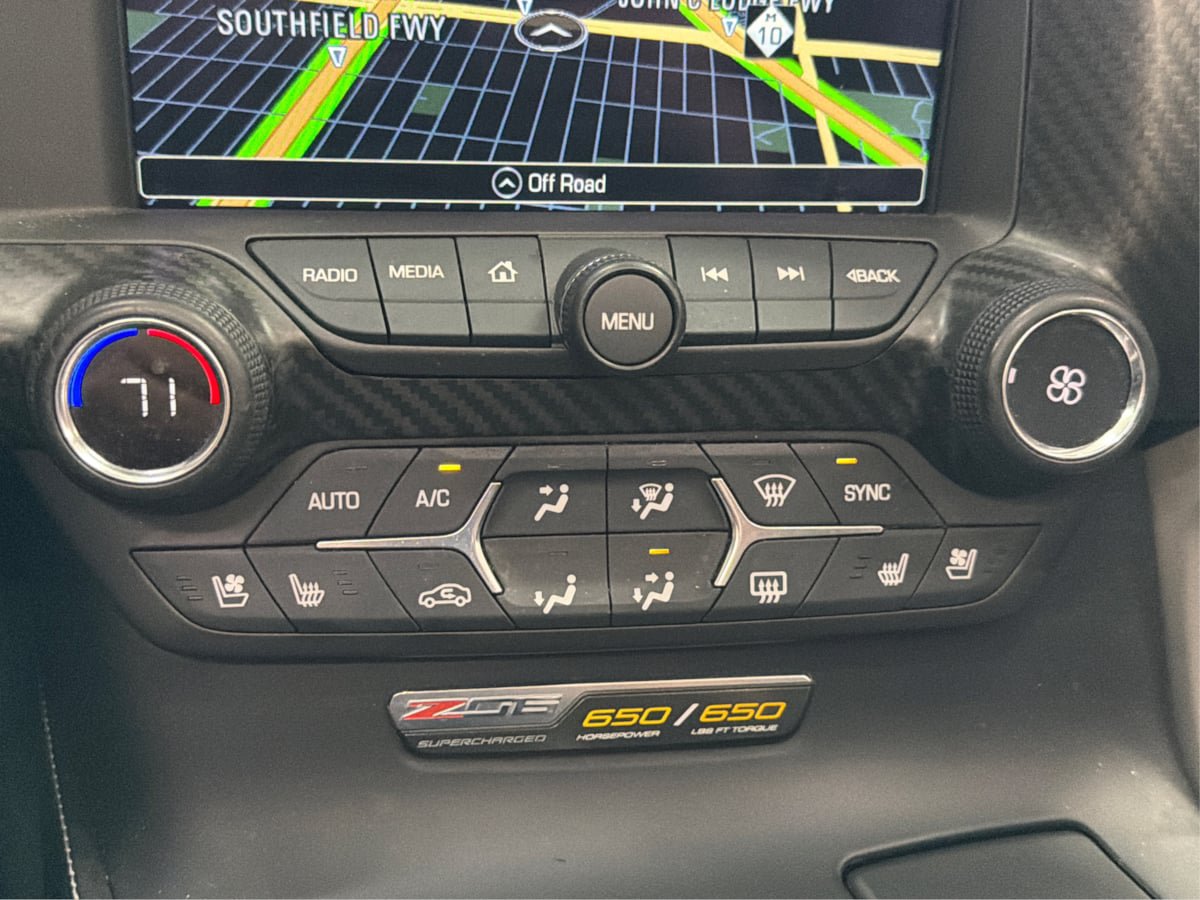 Used 2017 Chevrolet Corvette Z06 RWD image 16