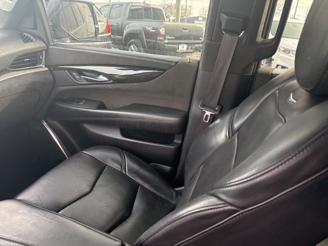 Used 2016 Cadillac Escalade Platinum image 23