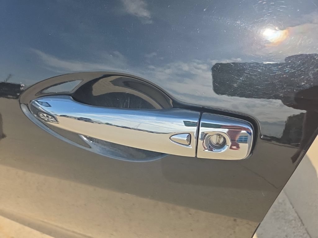 Used 2022 Nissan Maxima Platinum w/ Sport Mat Group FWD image 27
