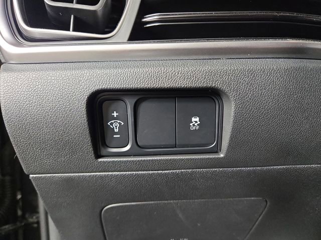 Certified 2025 Kia Sorento S image 30
