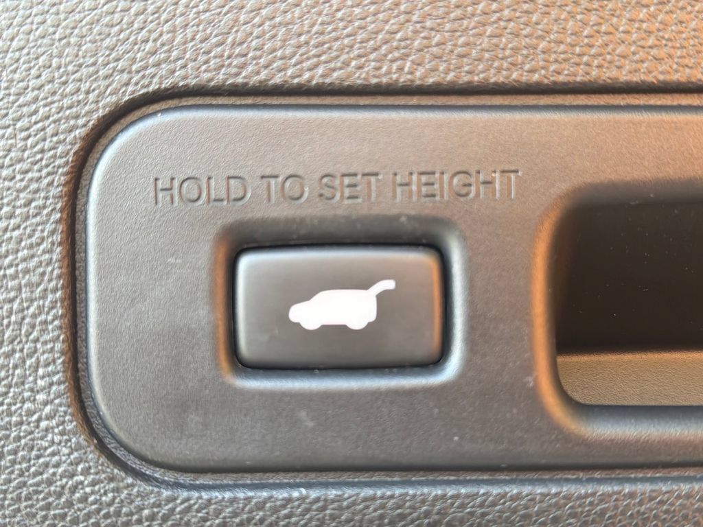 Used 2022 Acura MDX w/ Technology Package FWD image 33