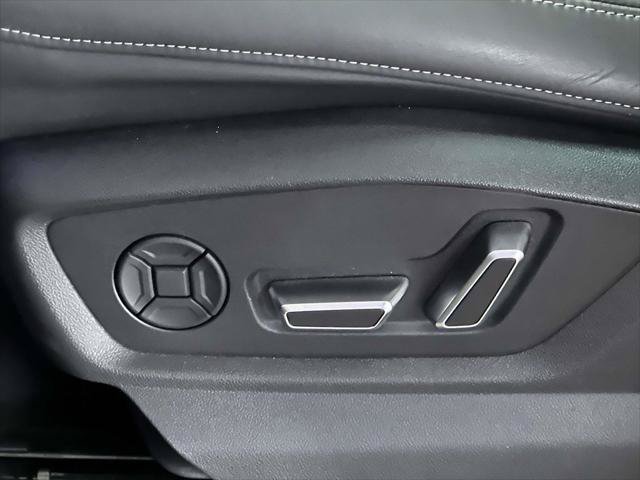 Used 2025 Audi SQ7 Premium Plus AWD/4WD image 15