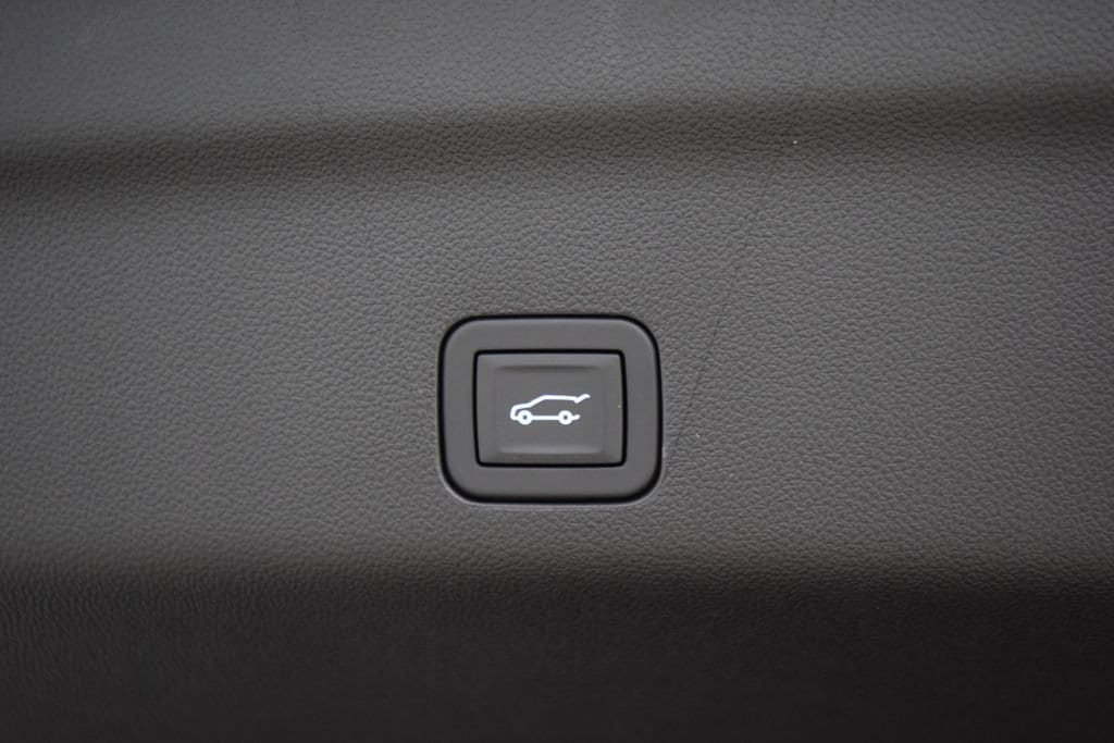 New 2026 Chevrolet Suburban Premier AWD/4WD image 27