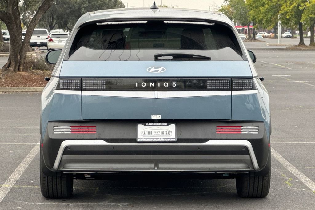 New 2026 Hyundai Ioniq 5 SEL image 5