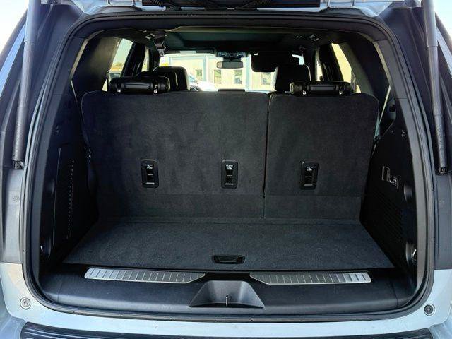 Used 2024 Chevrolet Tahoe RST w/ Luxury Package RWD image 6