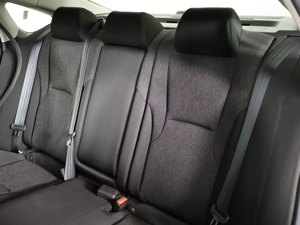 Used 2025 Honda Accord SE image 31