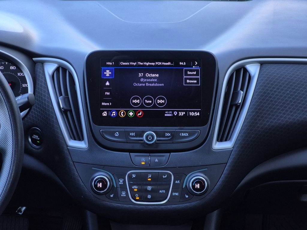 Used 2024 Chevrolet Malibu LT image 9