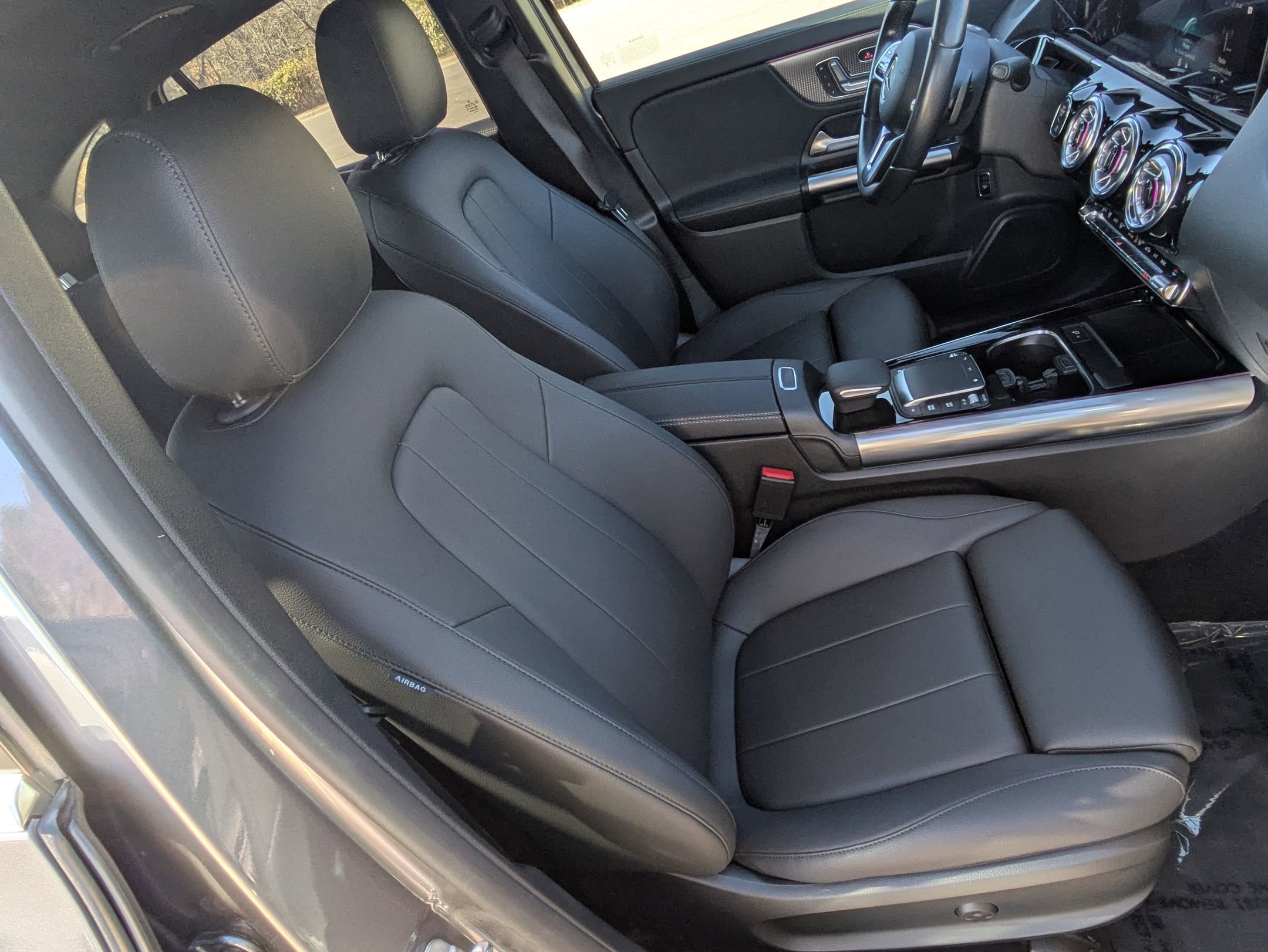 Used 2023 Mercedes-Benz GLA 250 4MATIC image 29