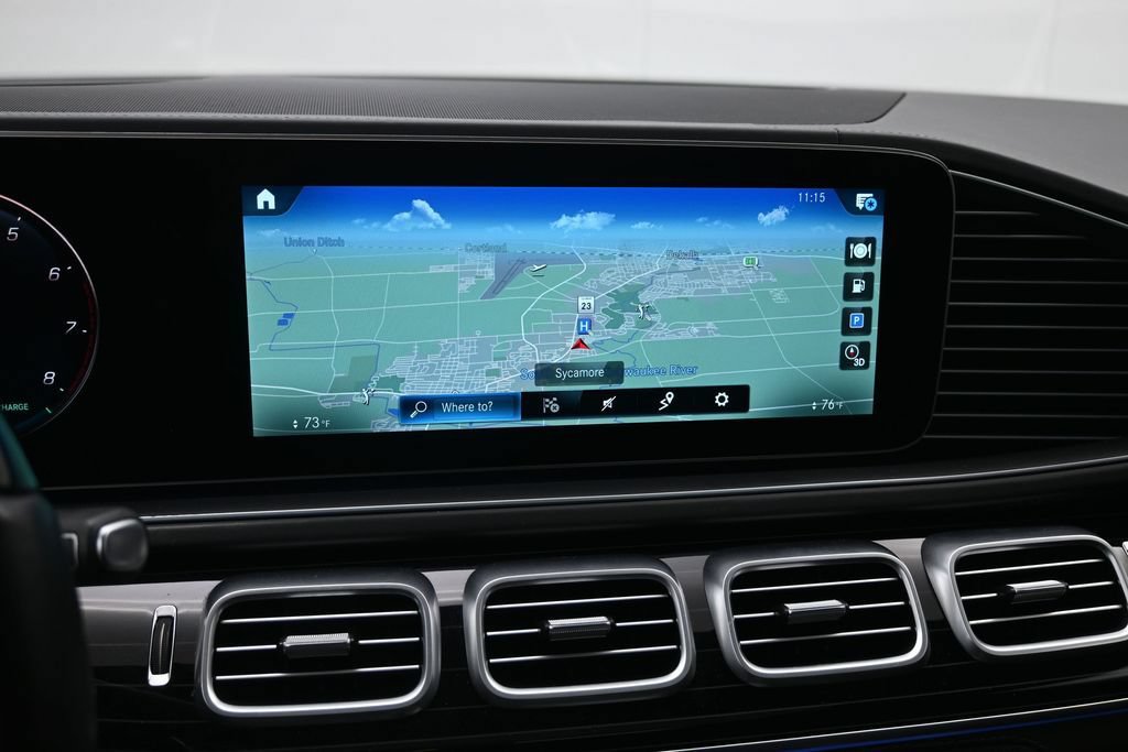 Used 2023 Mercedes-Benz Maybach GLS 600 4MATIC image 17