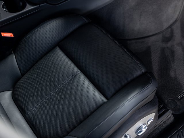 Certified 2025 Porsche Macan image 35