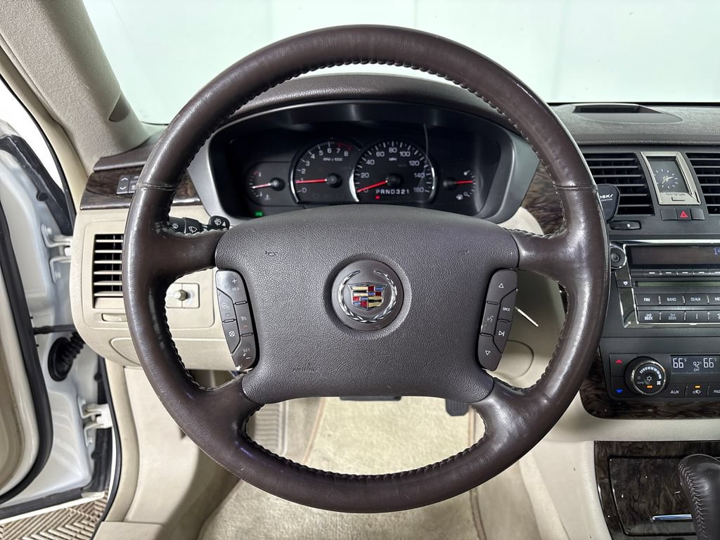 Used 2008 Cadillac DTS w/ Sun And Sound Package FWD image 17