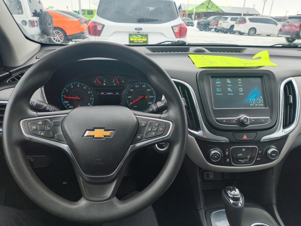 Used 2018 Chevrolet Equinox LS image 10