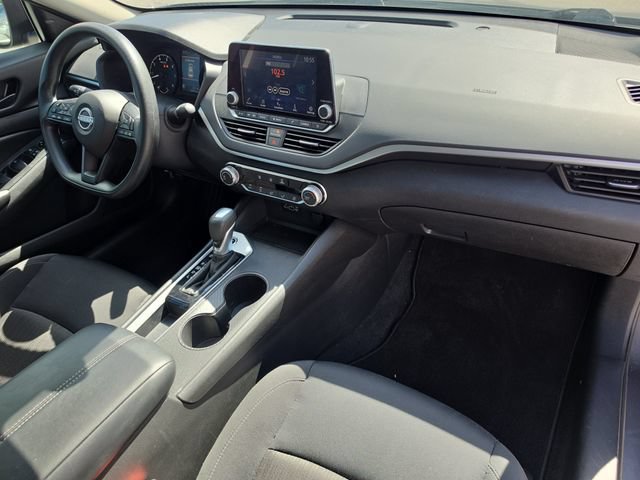 Certified 2025 Nissan Altima 2.5 S FWD image 11