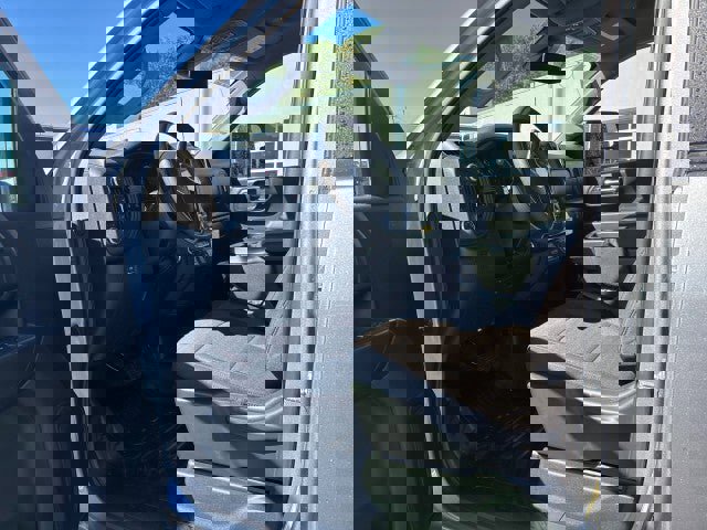 New 2026 GMC Sierra 2500 Pro image 14