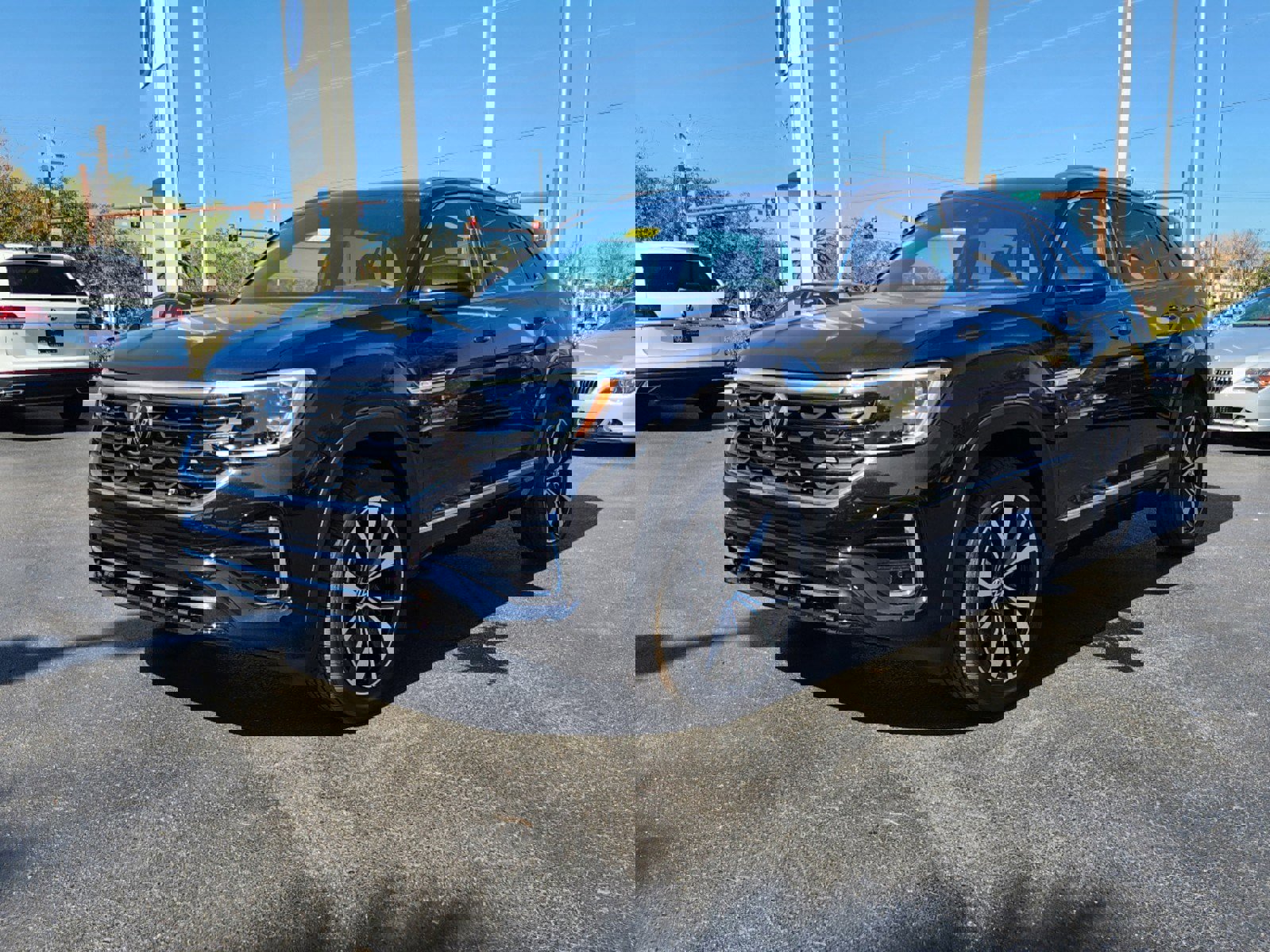 New 2025 Volkswagen Atlas Cross Sport SEL Premium R-Line image 3
