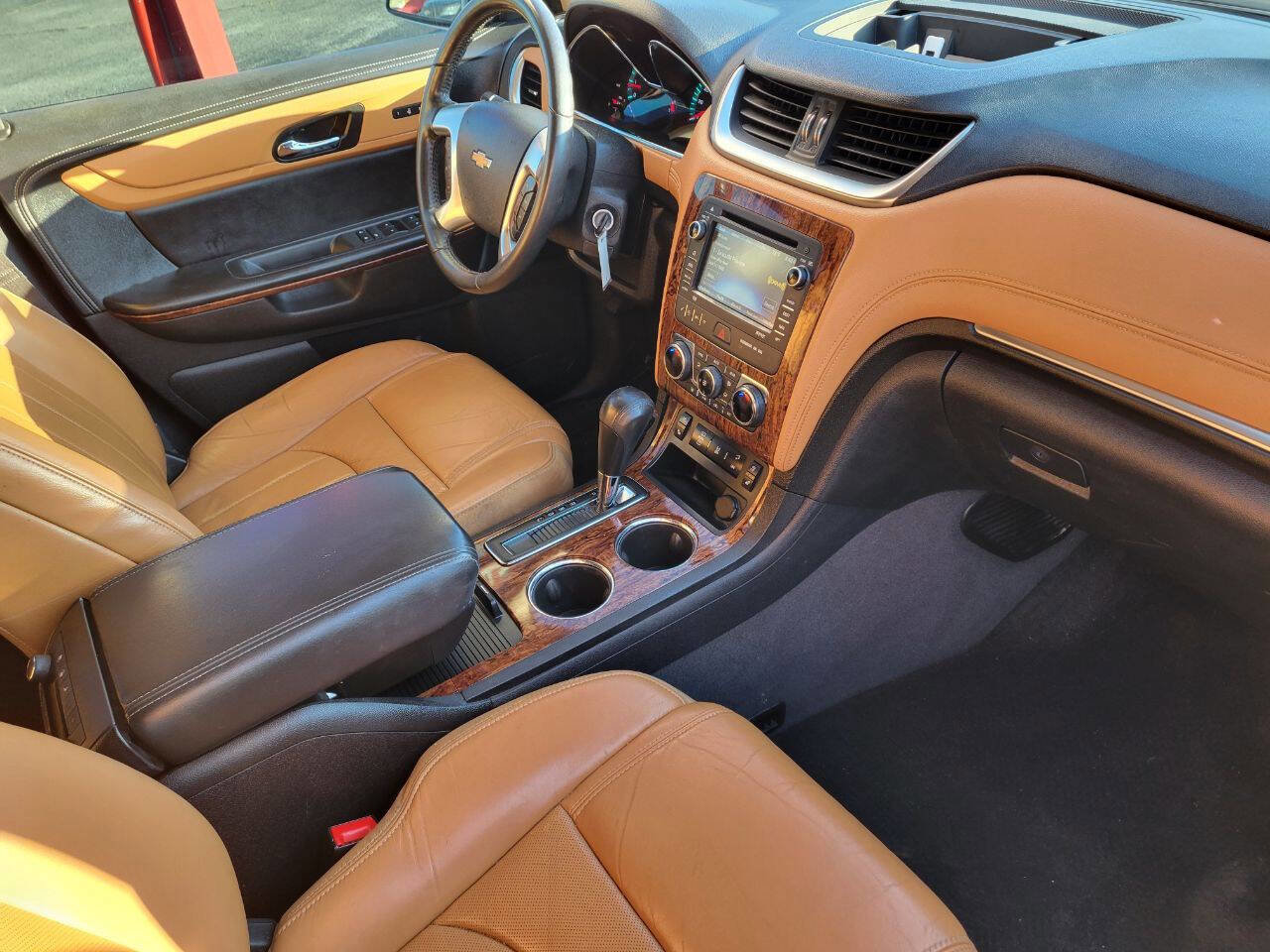 Used 2013 Chevrolet Traverse LTZ image 7
