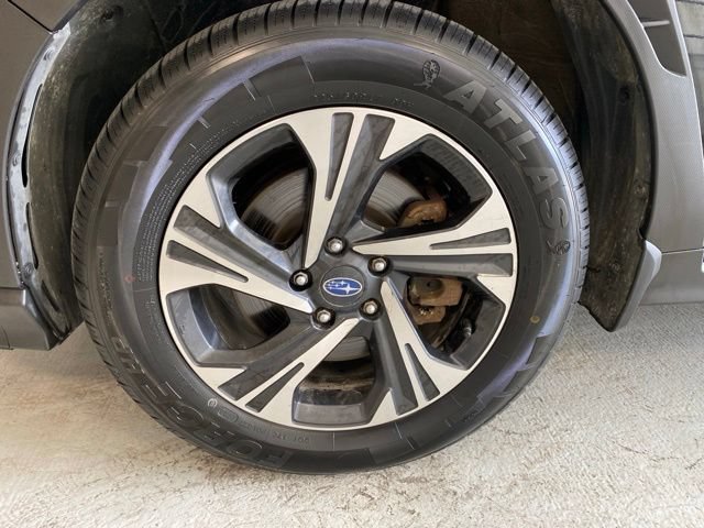 Used 2024 Subaru Crosstrek 2.0i Premium AWD/4WD image 5