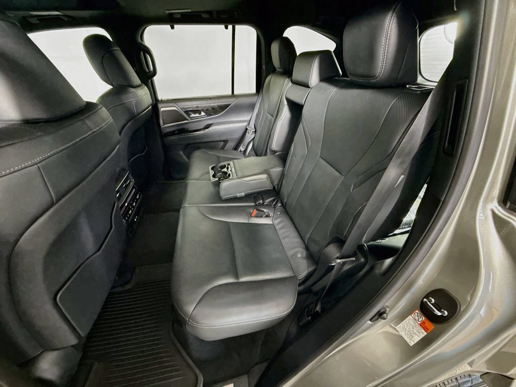 Certified 2024 Lexus LX 600 4WD w/ Luxury Package image 26