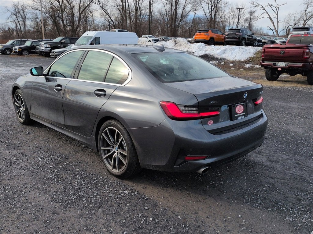 Used 2021 BMW 330i xDrive Sedan w/ Convenience Package image 6