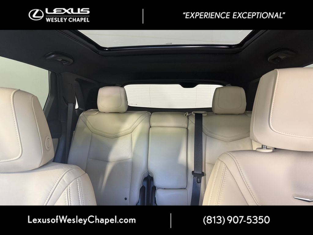 Used 2017 Cadillac XT5 Premium Luxury w/ Driver Assist Package FWD image 14
