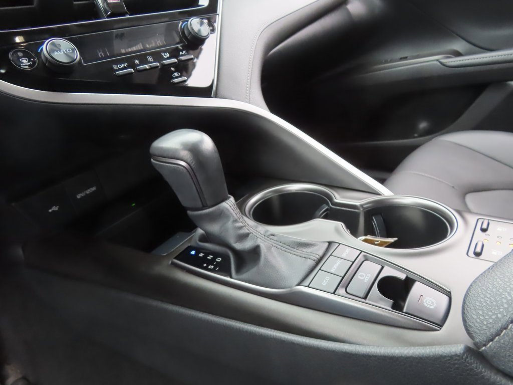 Used 2023 Toyota Camry XSE image 24