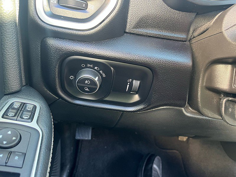 Used 2024 RAM 2500 Big Horn w/ Night Edition AWD/4WD image 27