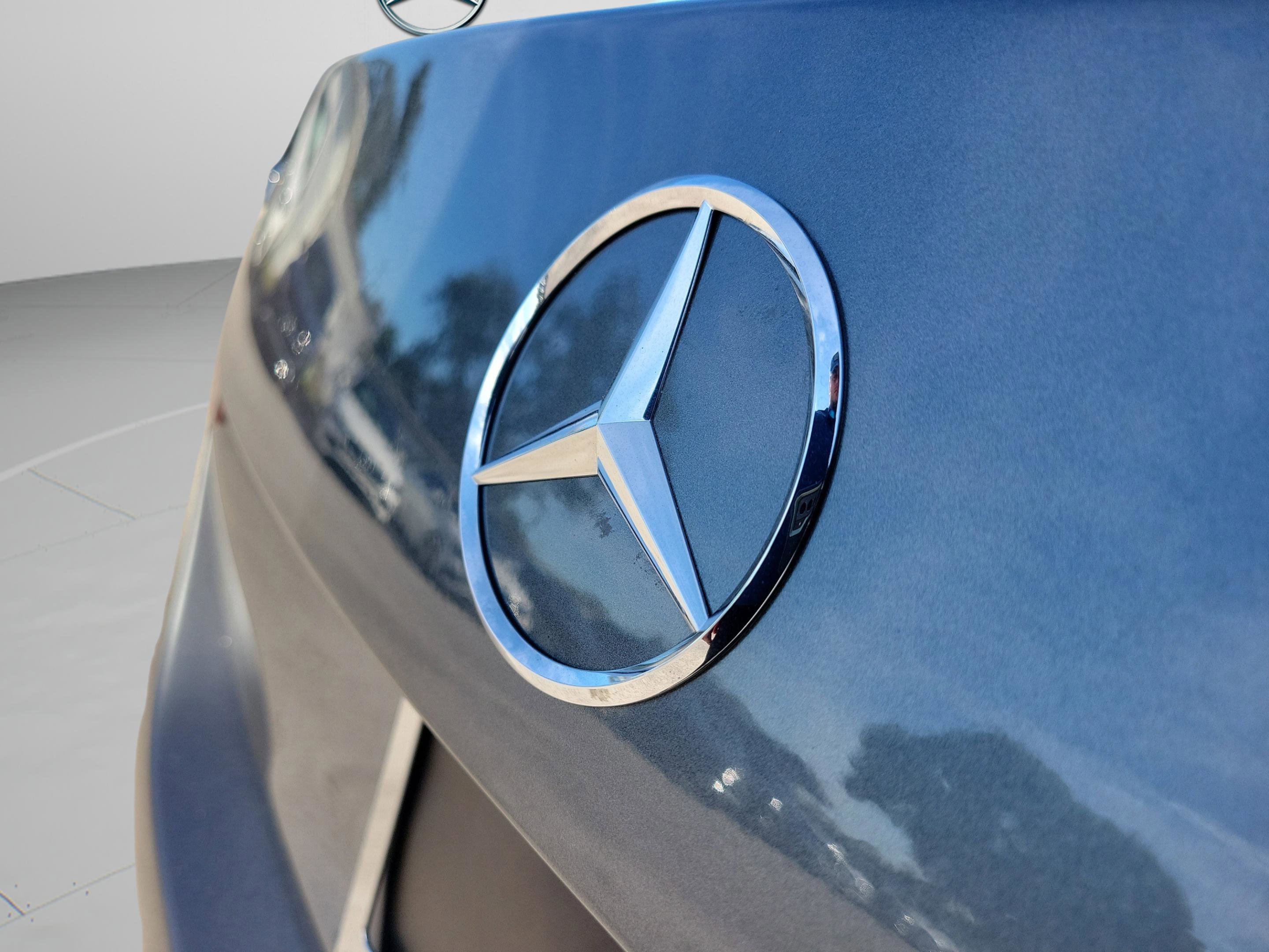 Used 2025 Mercedes-Benz C 300 Sedan image 31