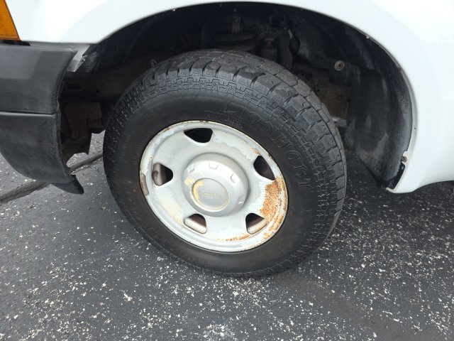 Used 2005 Ford F250 XL RWD image 27