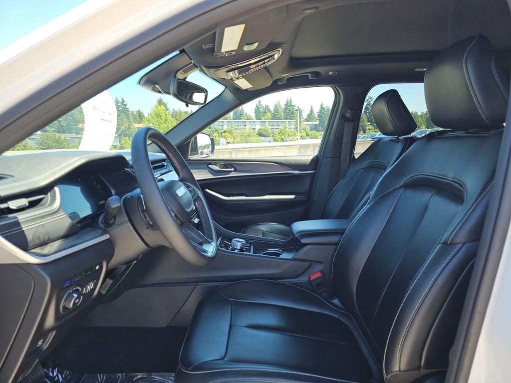 Used 2024 Jeep Grand Cherokee Limited 4xe image 23