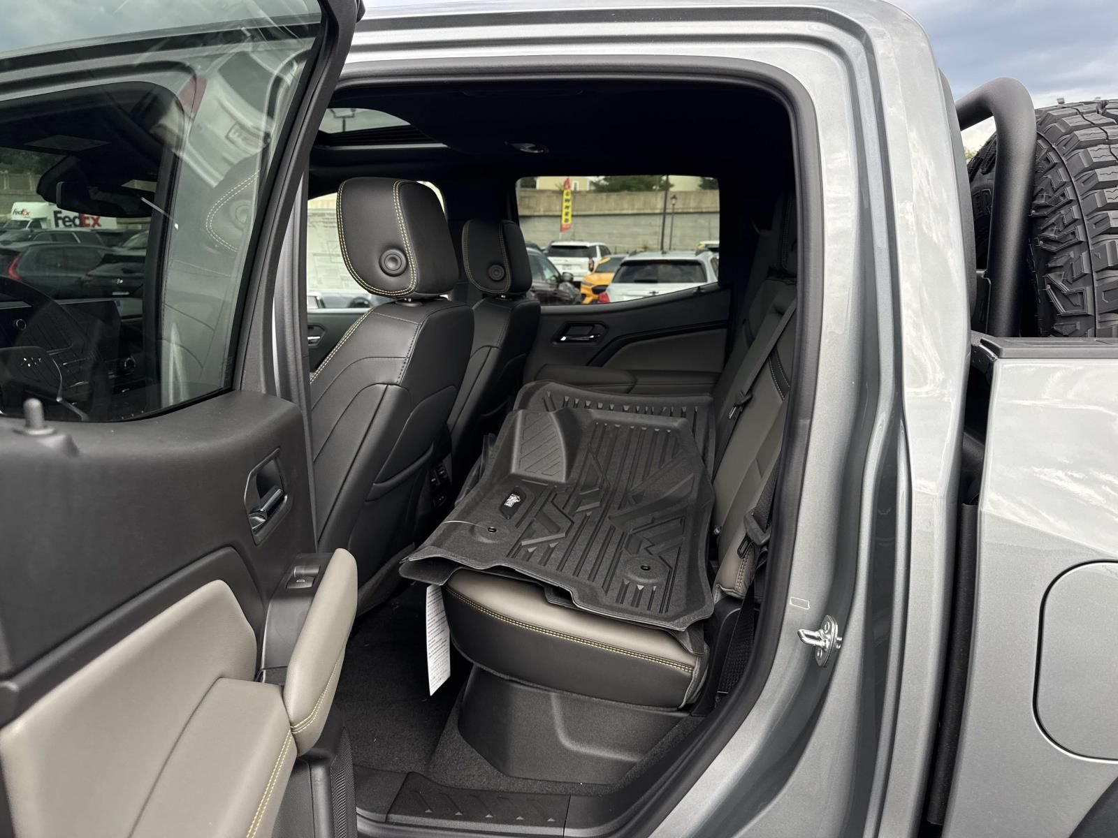New 2026 Chevrolet Colorado ZR2 w/ ZR2 Bison Edition AWD/4WD image 19