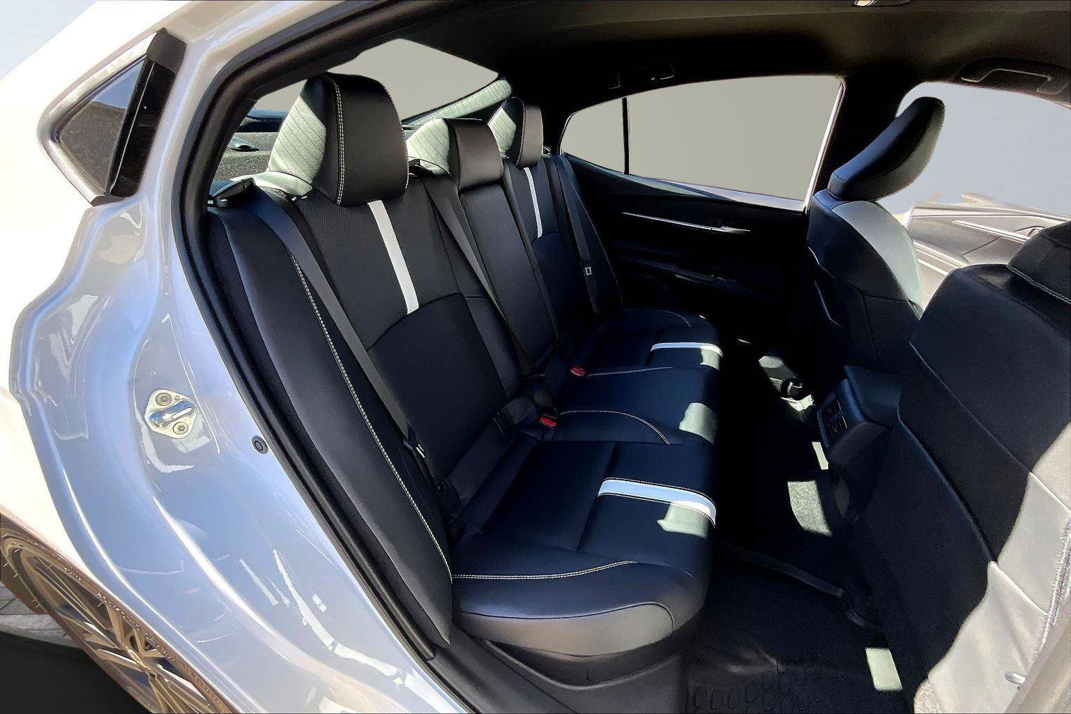 New 2026 Toyota Camry Hybrid image 9