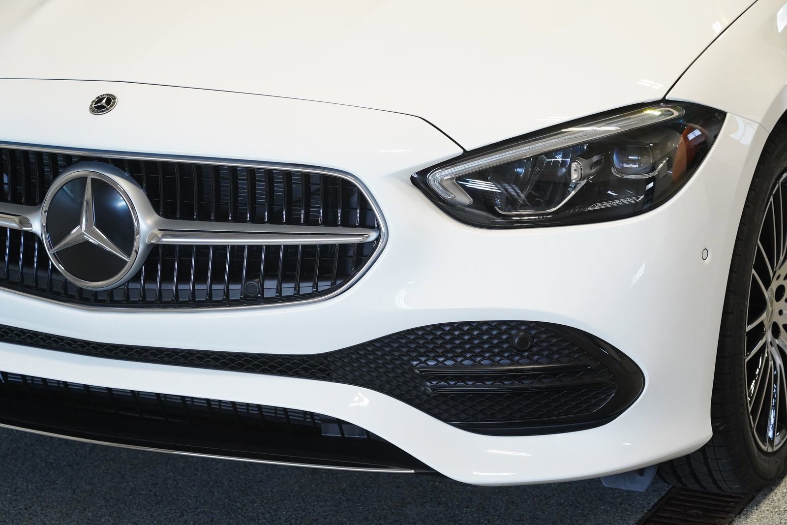 New 2026 Mercedes-Benz C 300 4MATIC Sedan image 8