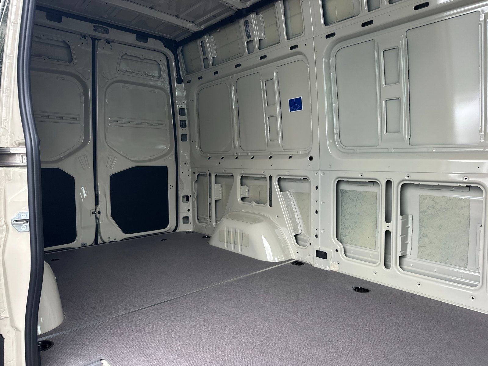 New 2026 Mercedes-Benz Sprinter 144 Cargo image 15