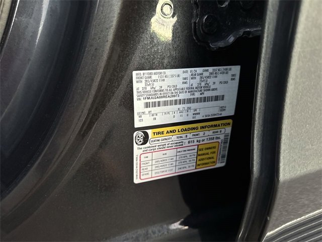 Used 2024 Ford Expedition Limited image 28