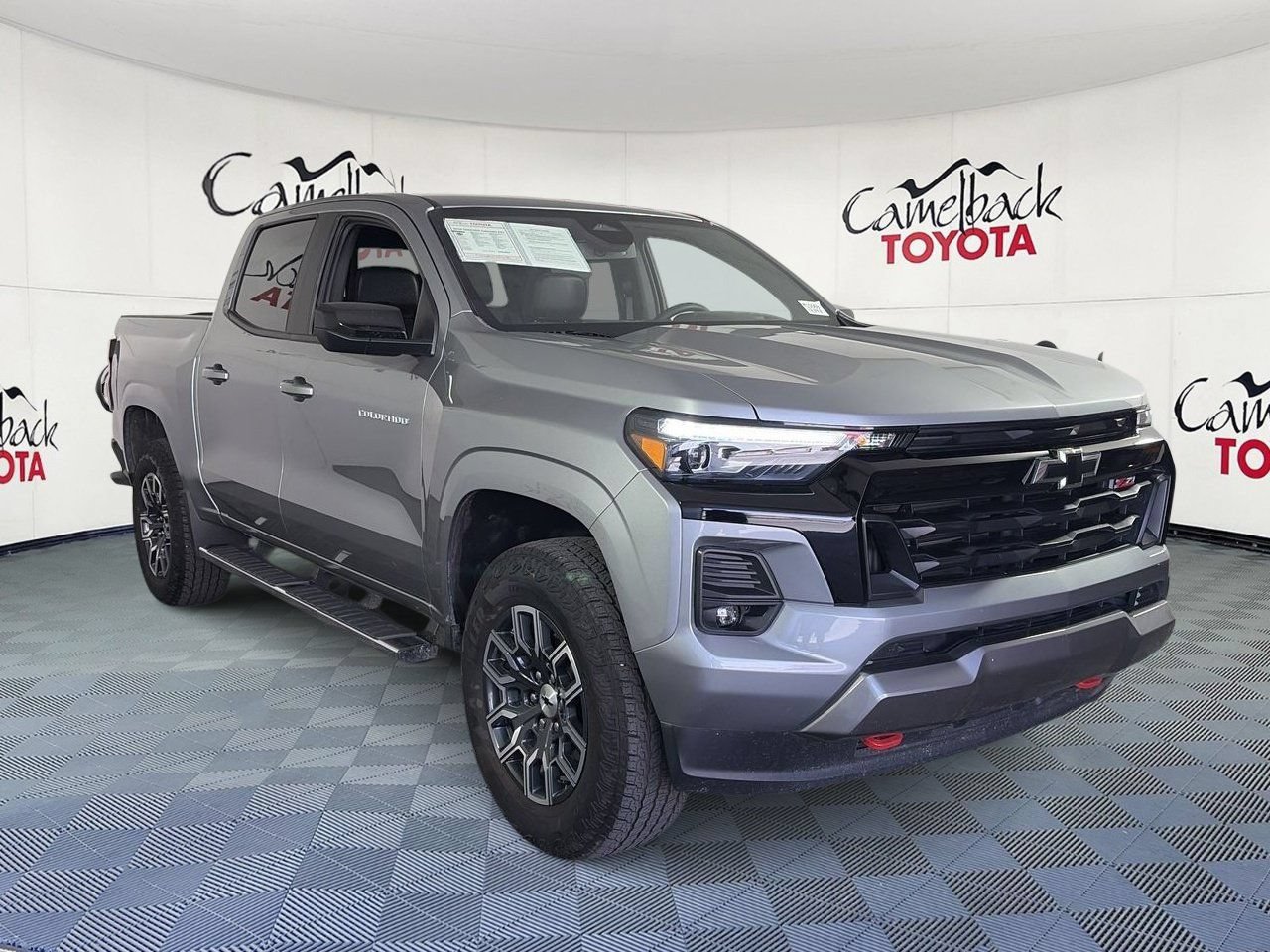 Used 2026 Chevrolet Colorado Z71 w/ Z71 Convenience Package 2 AWD/4WD image 3