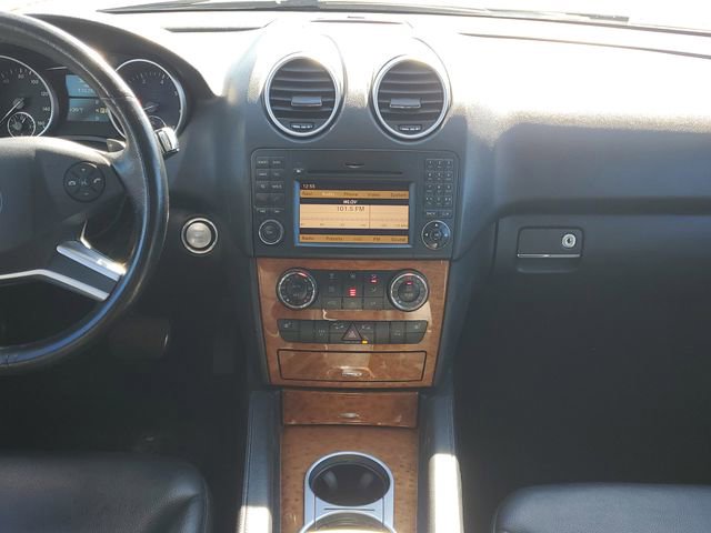 Used 2009 Mercedes-Benz ML 350 4MATIC image 28