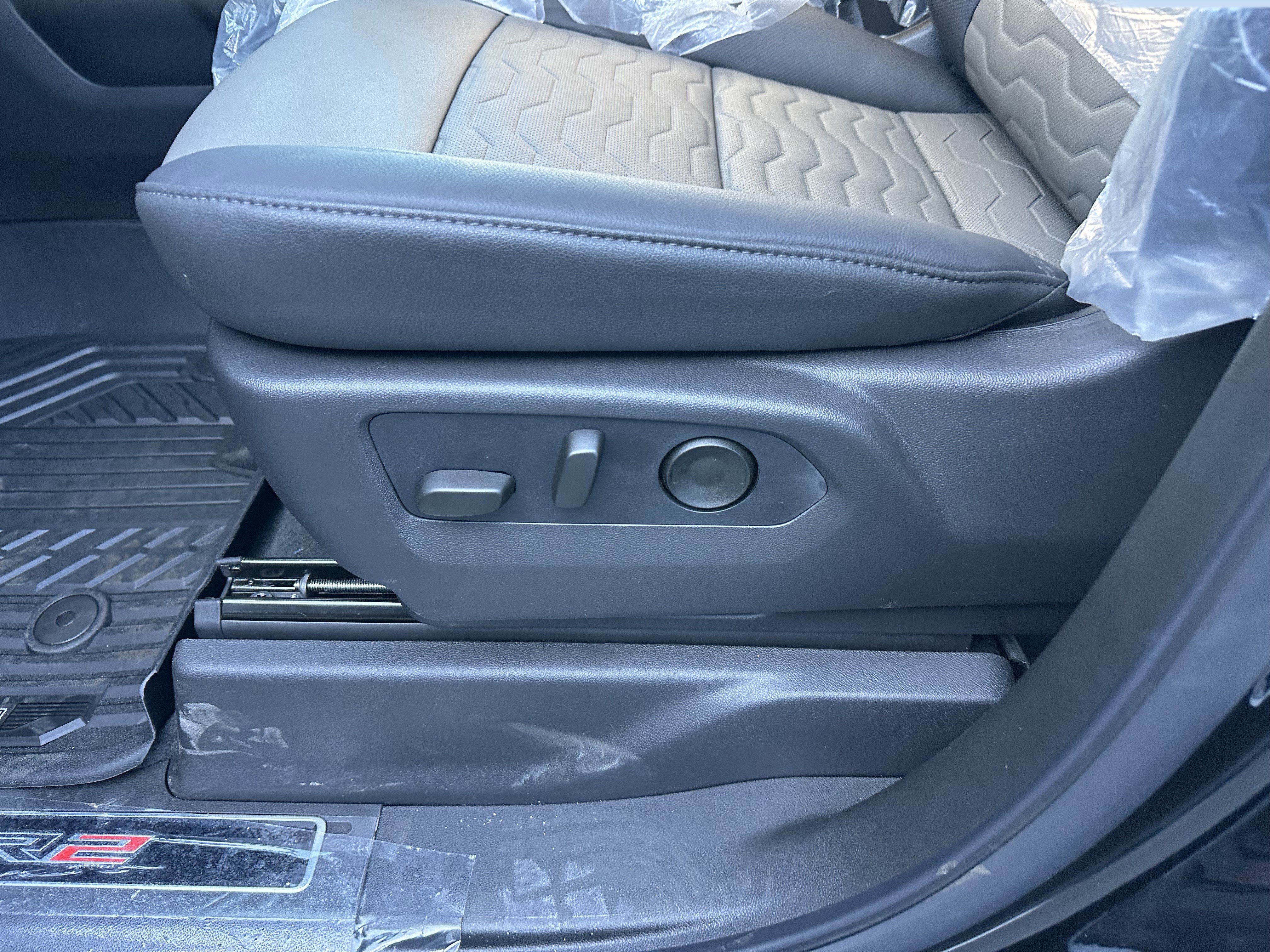 New 2026 Chevrolet Silverado 1500 ZR2 w/ ZR2 Bison Edition AWD/4WD image 12