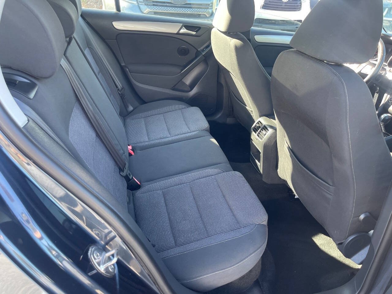 Used 2014 Volkswagen Golf TDI FWD image 23