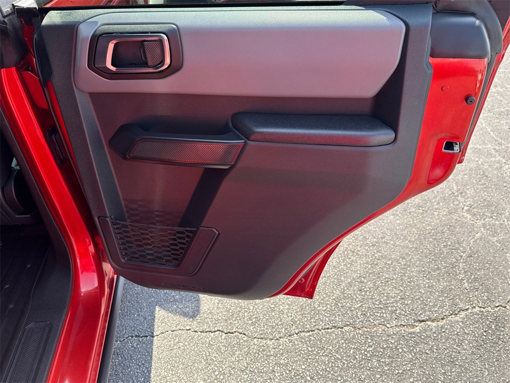 Certified 2024 Ford Bronco Black Diamond image 16