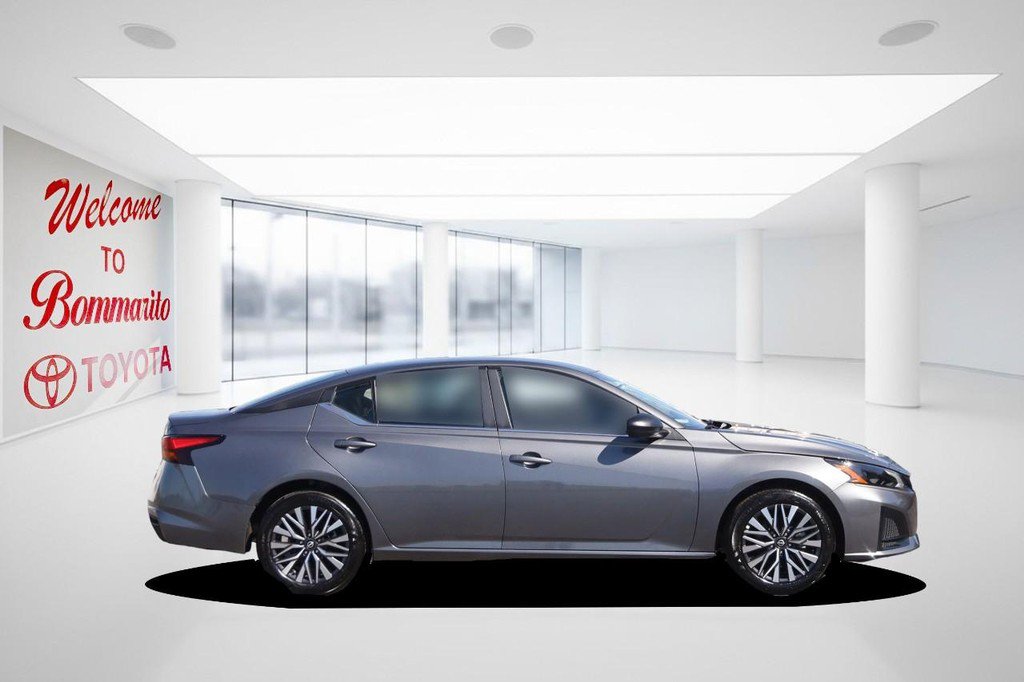 Used 2026 Nissan Altima 2.5 SV FWD image 5