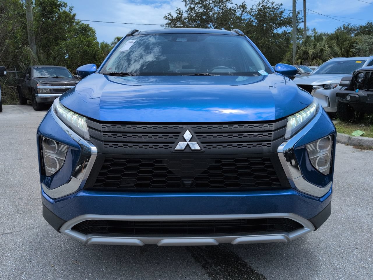 Used 2023 Mitsubishi Eclipse Cross SE AWD/4WD image 3
